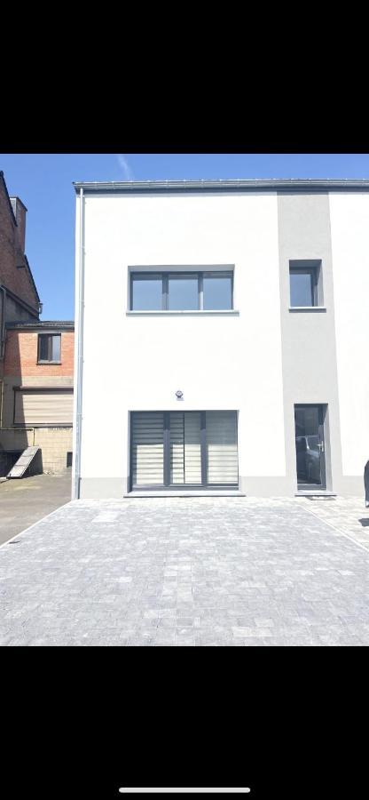 Le Coin Douillet Apartamento Saint-Ghislain Exterior foto